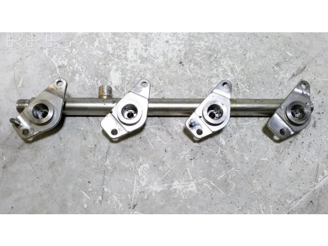 Топливная рампа A2700780645, A2700701595   Mercedes-Benz CLA C117 X117 W117 1.6  для двигателя 270910