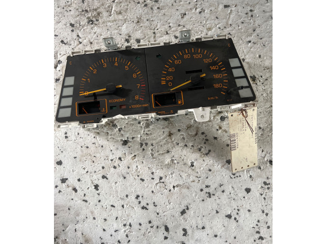 Přístrojová deska Toyota Starlet (P70) III 1987