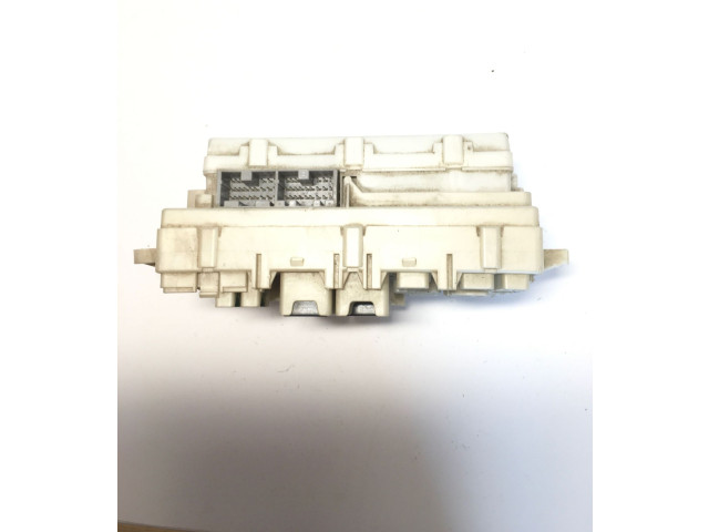 Блок предохранителей 8637A105, GBC541M Mitsubishi L200