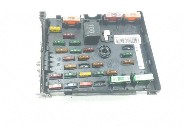 Блок предохранителей 3C0937125A, 3C0937125A Audi Q3 8U