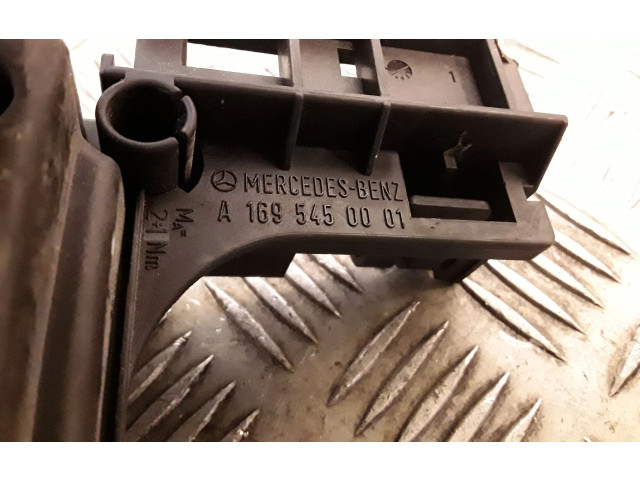 Блок предохранителей 1695450001 Mercedes-Benz A W169