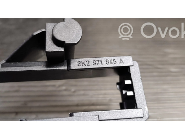 Другая деталь салона