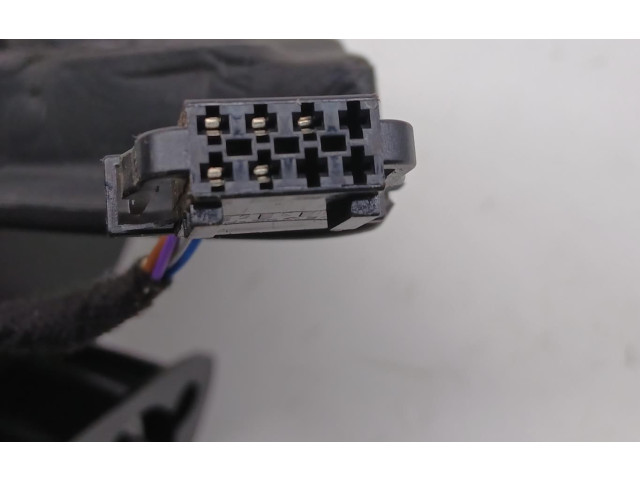 Зеркало электрическое        Skoda Rapid (NH)  2012 - 2019 года   