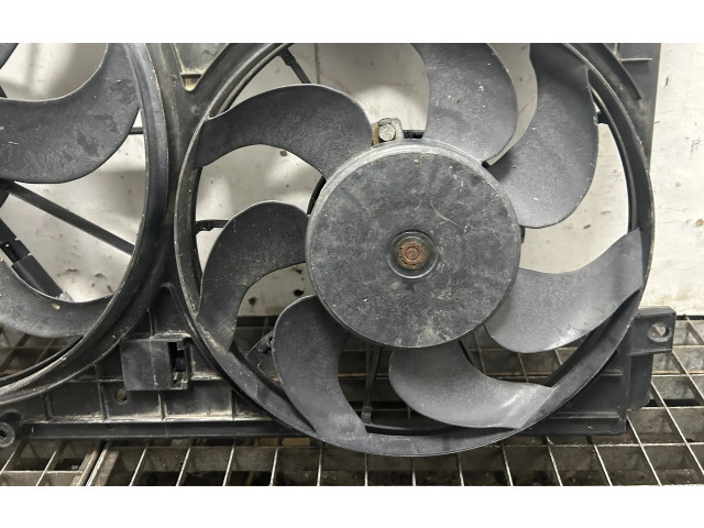 Вентилятор радиатора 1KM121205 Volkswagen Jetta VI