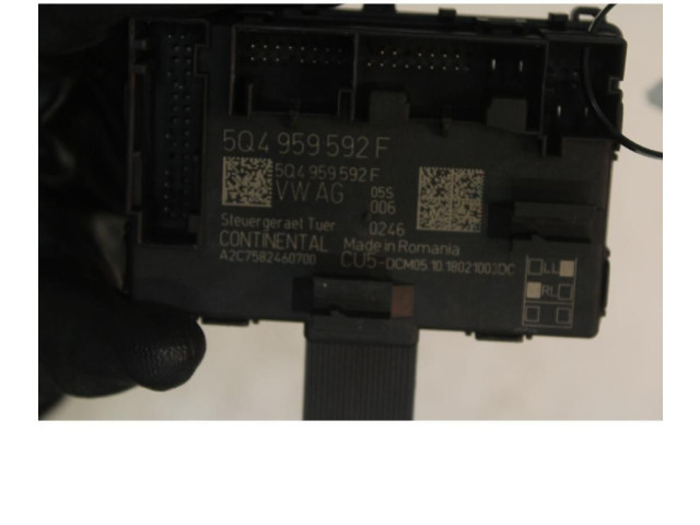 Блок управления 5Q4959592F Skoda Octavia Mk3 (5E)