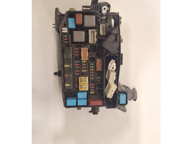 Pojistková skříňka Toyota Prius (XW30) 2010