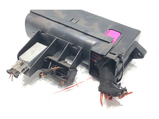 Pojistková skříňka 0815234551 Volkswagen Tiguan 2008