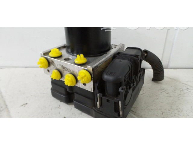 Блок АБС 8V512M110AD, 8V512C405AC Ford Fiesta 2009 - 2012 года