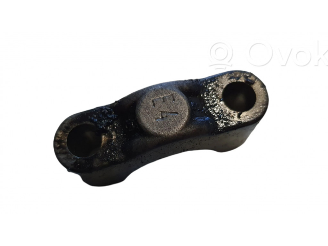 Camshaft holder bracket