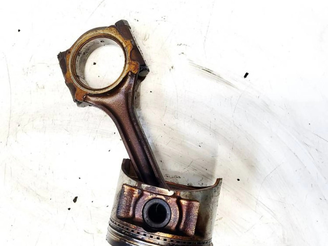 Поршень с шатуном Honda Accord для бензинового двигателя 2.2