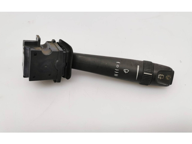 Ручка стеклоочистителей    Volvo V70