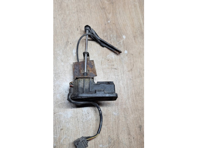 Моторчик стеклоочистителя 0390206821 Saab 9000 CC