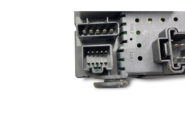 Блок предохранителей  8688264, 12217789   Volvo V70    