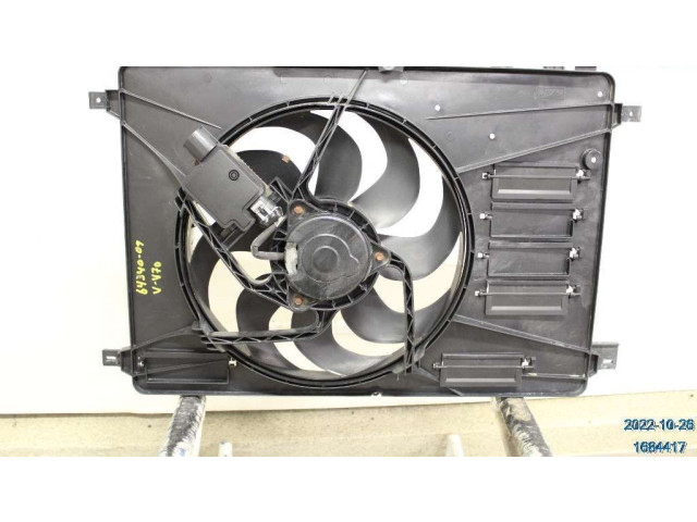 Вентилятор радиатора 31686806 Volvo V70