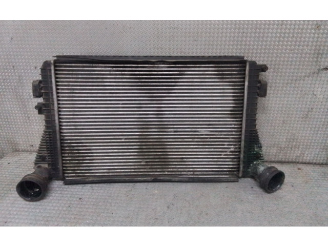 Интеркулер  1K0145803   Volkswagen Touran I 