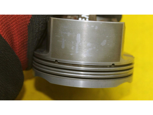 Поршень с шатуном 9481031102R Porsche Cayenne (9PA)