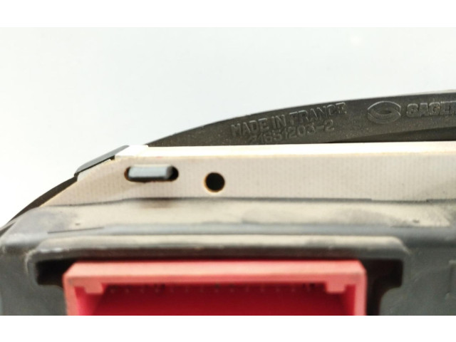 Панель приборов 216512032 Renault Clio II