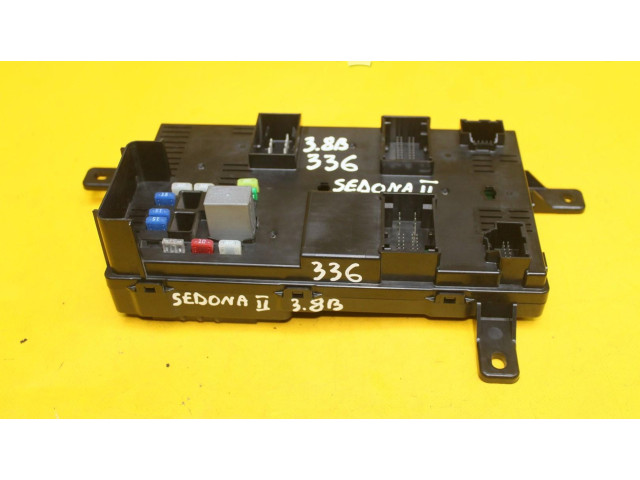 Pojistková skříňka KIA Carnival 2015