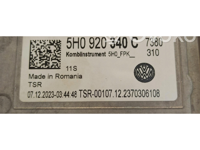 Панель приборов 5H0920340C Volkswagen Golf VIII