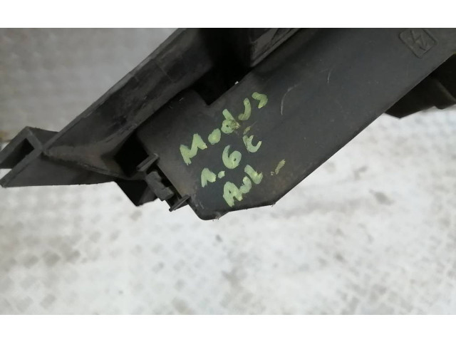 Pojistková skříňka Renault Modus 2008