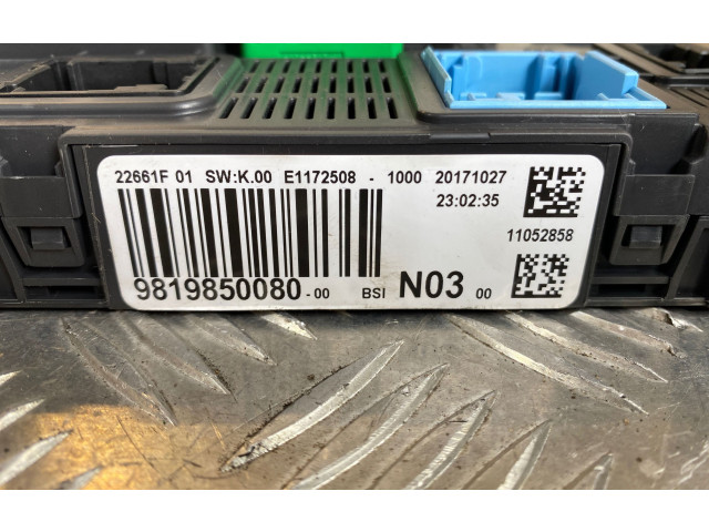 Блок предохранителей 9819850080, E1172508 Peugeot 2008 I