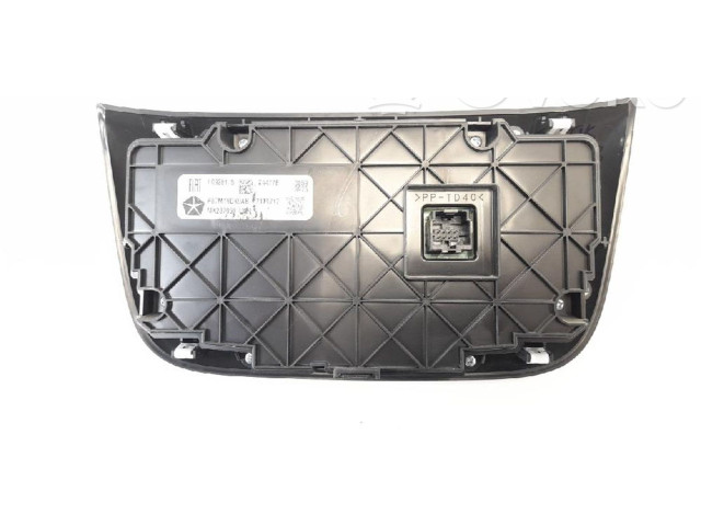 Блок управления климат-контролем P6TM19DX9AB, 60928135   Jeep Compass