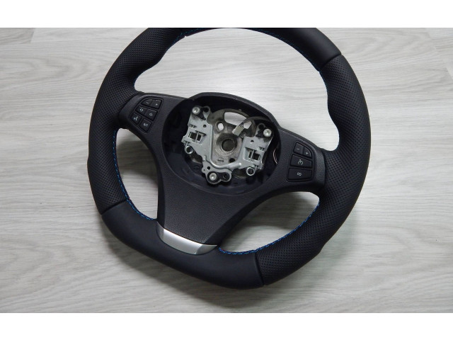 Руль BMW X3 E83 2003 - 2010 года 3-385-E83-10