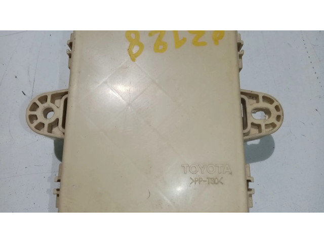 Pojistková skříňka Řídící jednotka BSM Lexus RX 450H