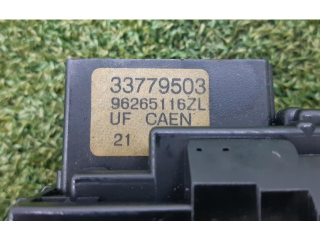 Включатель стеклоочистителей       Peugeot 106  1992 - 1995 года   