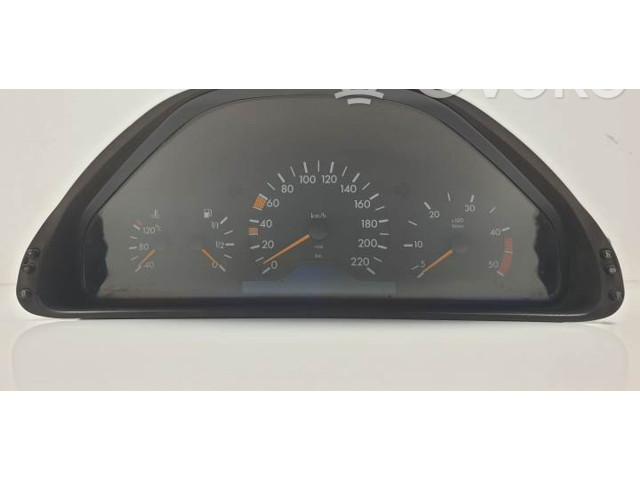 Панель приборов 2105406547 Mercedes-Benz E W210