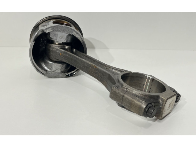 Píst 038G   Volkswagen Caddy    BLS 