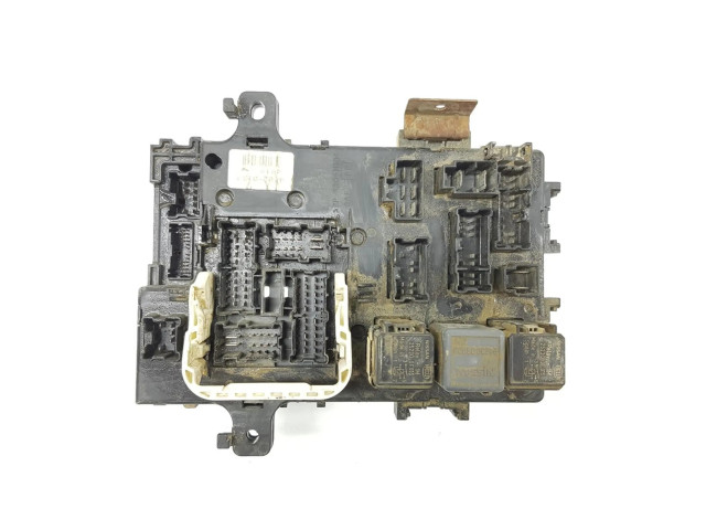   Pojistková skříňka 285510X804   Nissan Terrano 2004