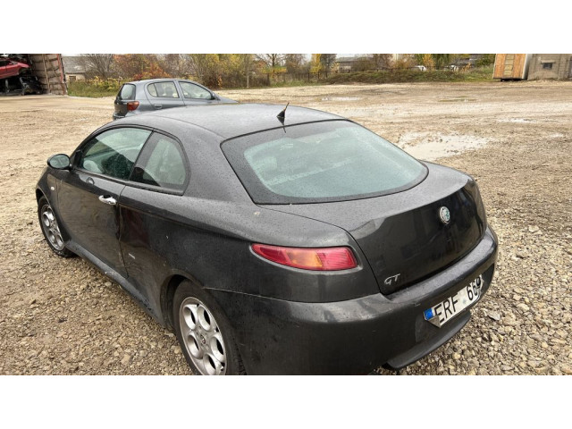 Форсунка 0445110111    Alfa Romeo GT для дизельного двигателя  1.9