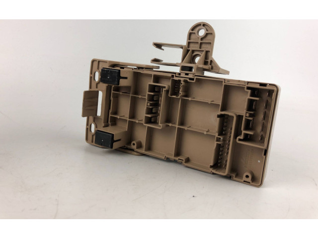 Блок предохранителей  82201XA00A   Subaru B9 Tribeca    