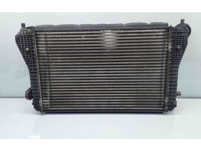 Интеркулер 1K0145803A Audi A3 S3 8P