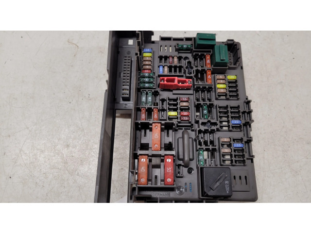 Pojistková skříňka 10688710, 911944604 BMW 1 E81 E87 2010