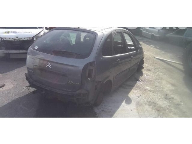 Панель приборов 00006105VY Citroen Xsara Picasso