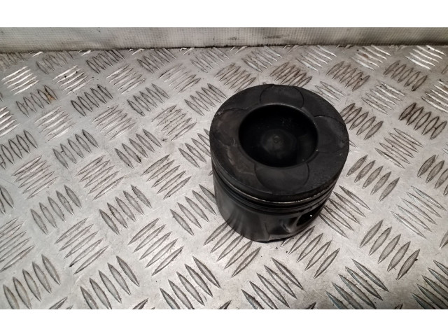 Поршень Dodge Nitro