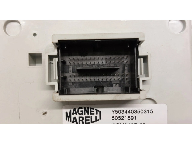 Блок предохранителей  50521891   Alfa Romeo Giulietta    