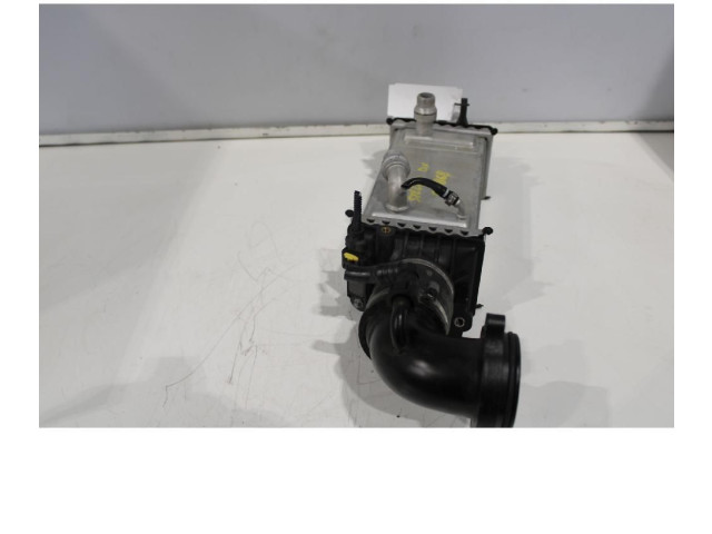 Интеркулер HW296004 Alfa Romeo Stelvio