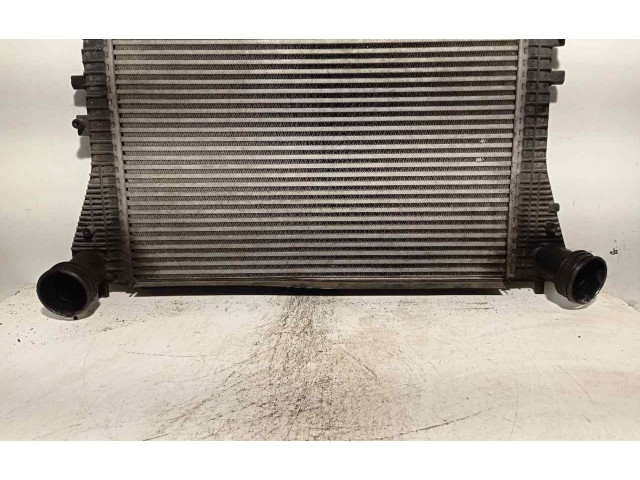 Интеркулер  1K0145803S, P9385001   Volkswagen Jetta V 