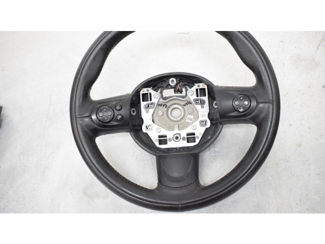 Volant Mitsubishi Space Star 2011   