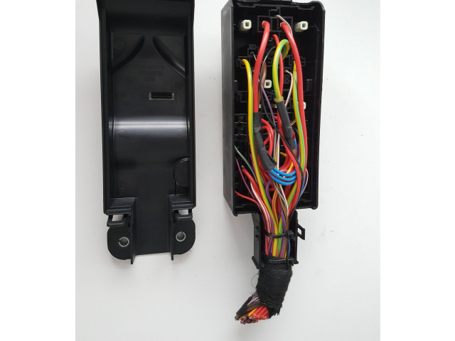 Блок предохранителей GX7314A067EA, P00132441A Jaguar XE