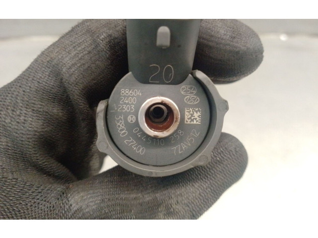 Vstřikovač 3380027400, 0445110258BOSCH KIA Carens II D4EA