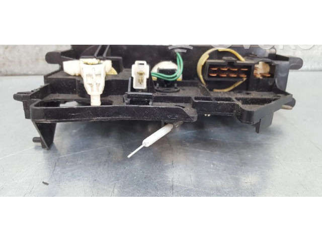 Блок управления климат-контролем MB813462, MB813462 Mitsubishi Space Wagon