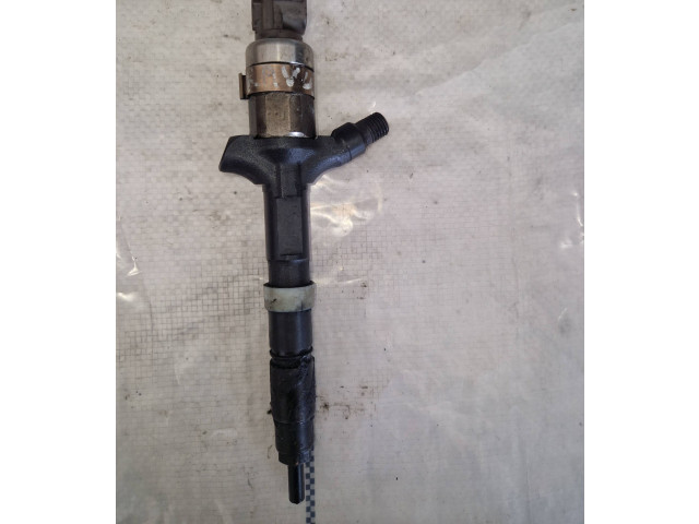 Vstřikovač 2367027030 Toyota RAV 4 (XA20) 1AZFE