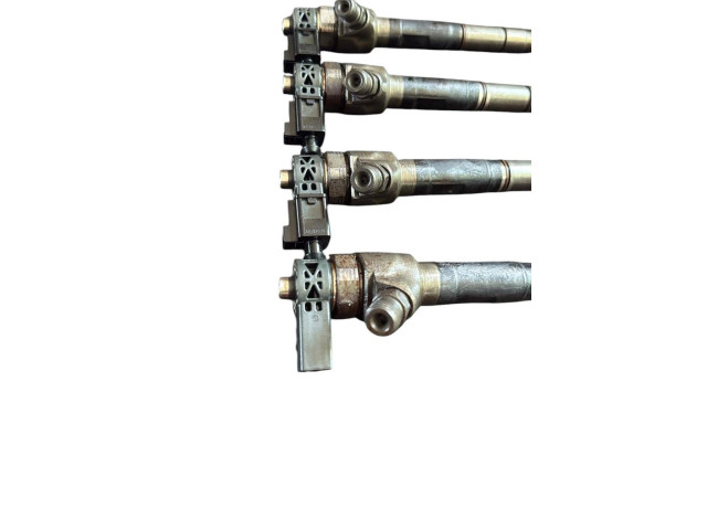 Форсунка 04l130277g    Volkswagen Golf VII  CLH 