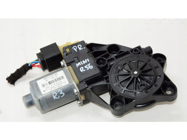 Передний двигатель механизма для подъема окон