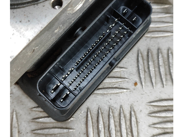 Блок АБС 670035286, 2265106539 Maserati Levante 2017 - года