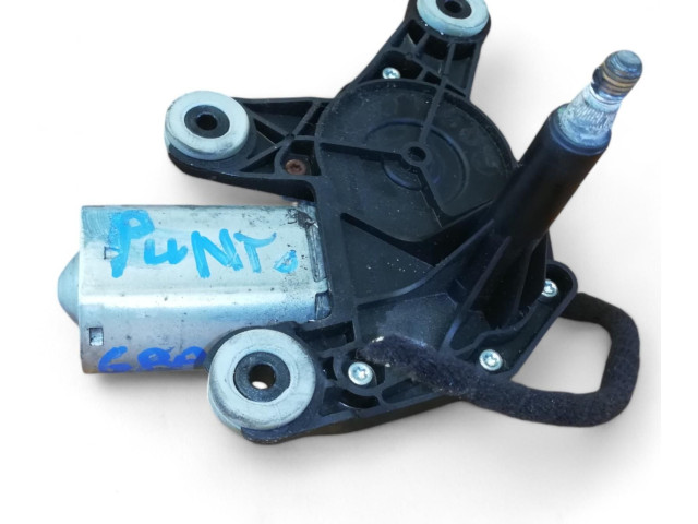 Моторчик заднего дворника 53025712, 51757867    Fiat Grande Punto